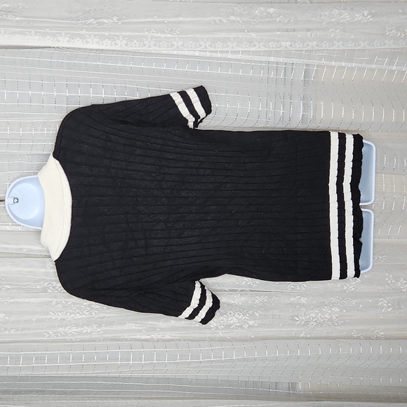 Hot Topic Black Short Sleeve School Sweater W/ Embroidered Pentagram Plus Sz2X - Picture 3 of 8